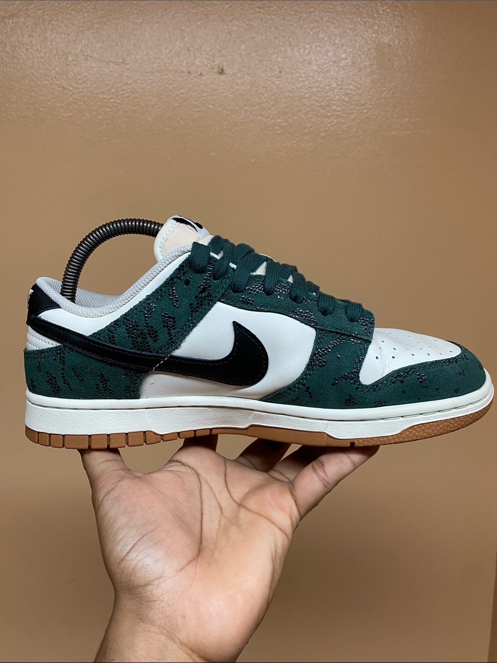 Nike Dunk Low Women's “Green Snake” Size 9 FQ8893-397 - Picture 7 of 17